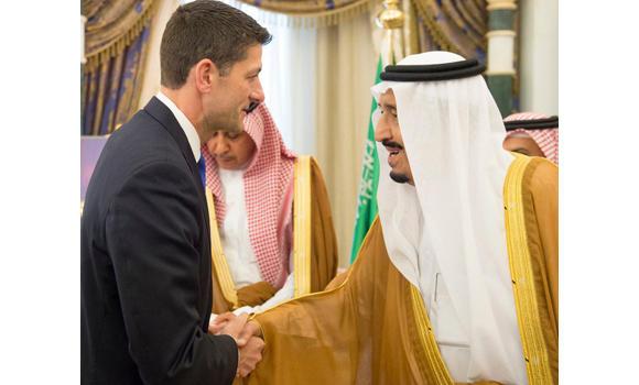 US Speaker of the House of Representatives Paul Ryan shakes hands with the Custodian of the Two Holy Mosques King Salman. (SPA)
